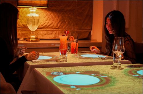 3D table projection in Amman